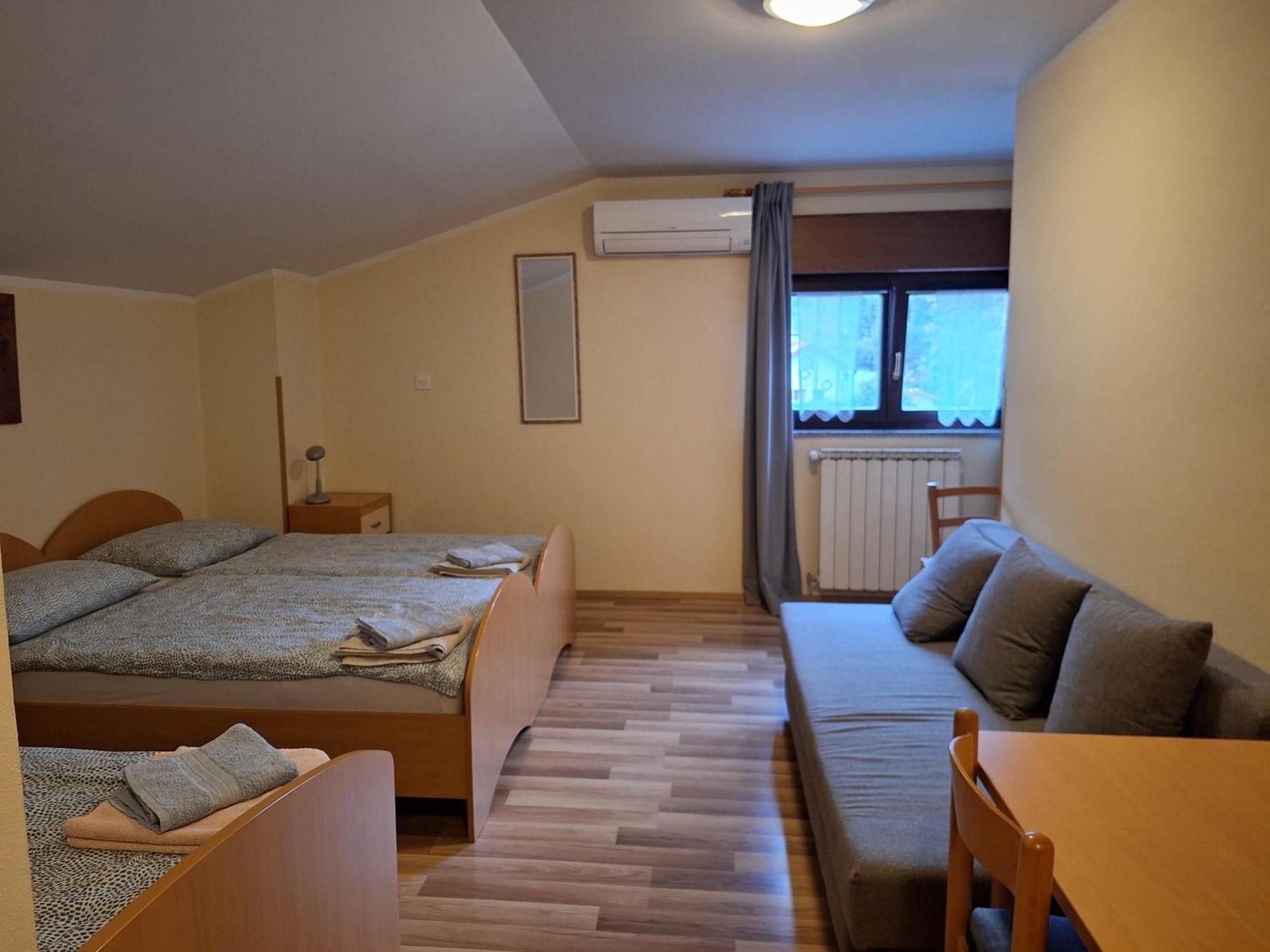 Rooms Pri Lovrizu Kobarid Exterior photo