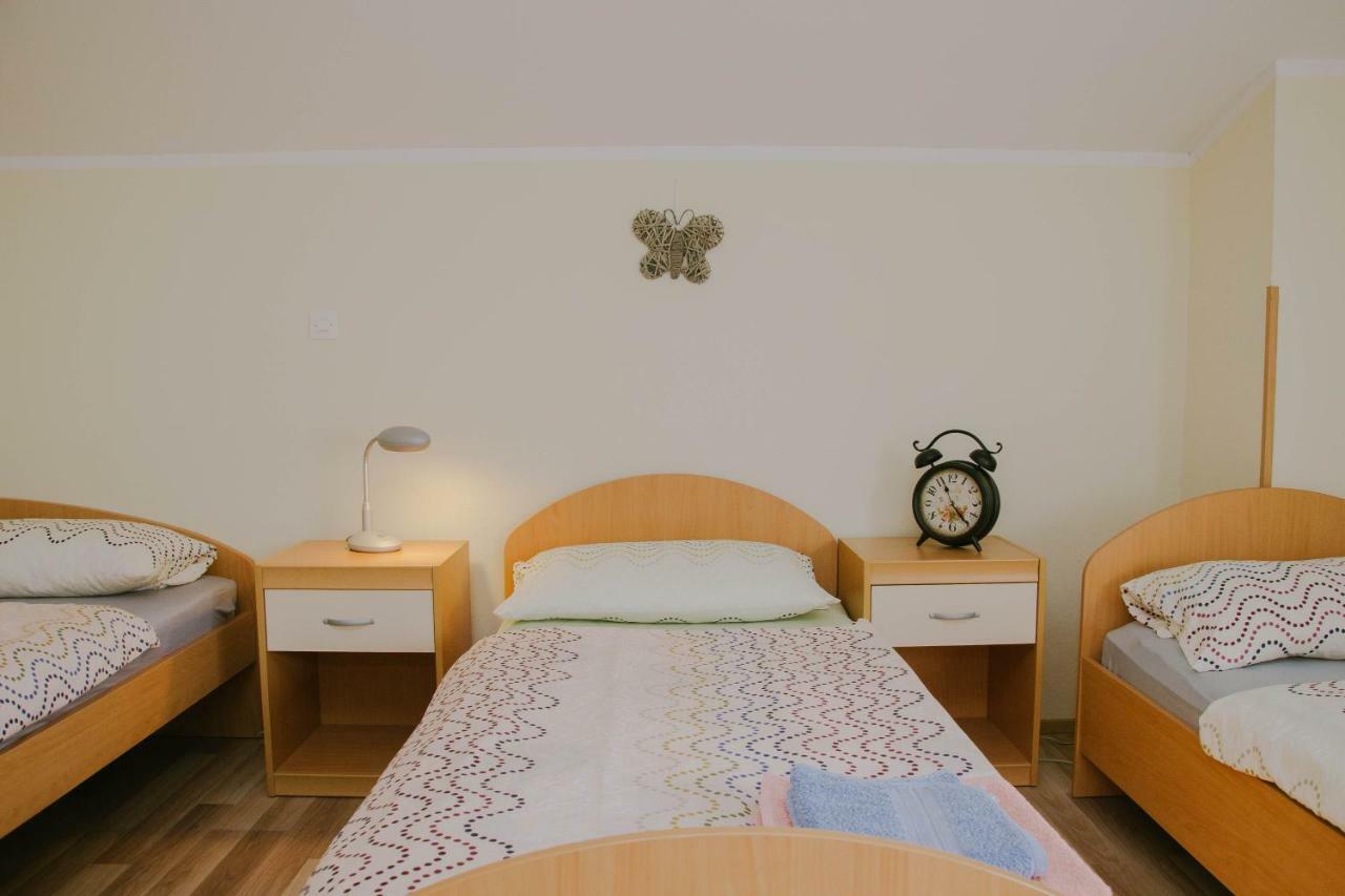 Rooms Pri Lovrizu Kobarid Exterior photo